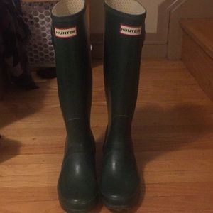 Hunter classic green rain boots